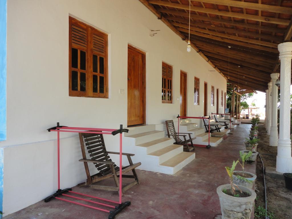 Yoho Hotel Arugambay Beach Inn Arugam Bay Εξωτερικό φωτογραφία