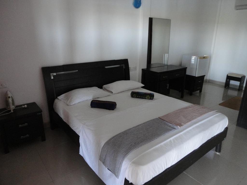 Yoho Hotel Arugambay Beach Inn Arugam Bay Δωμάτιο φωτογραφία