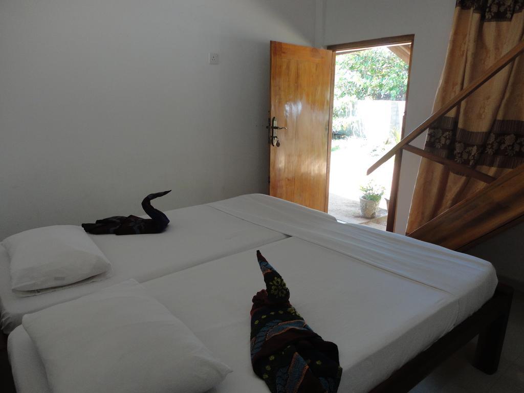 Yoho Hotel Arugambay Beach Inn Arugam Bay Δωμάτιο φωτογραφία